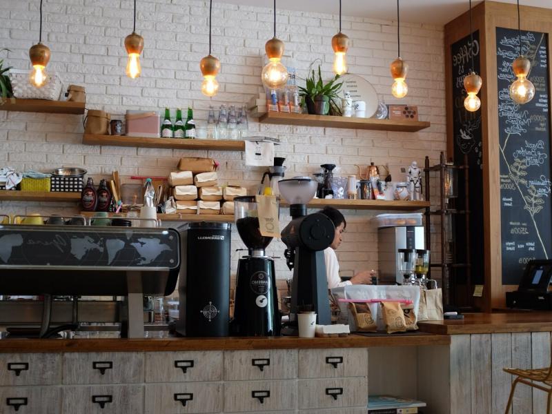 Как выбрать дизайн интерьера кофейни