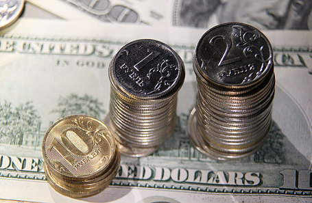 Національна валюта 23 серпня впала, а потім відскочила після оголошення ЦБ про припинення закупівель іноземної валюти для Мінфіну до кінця вересня