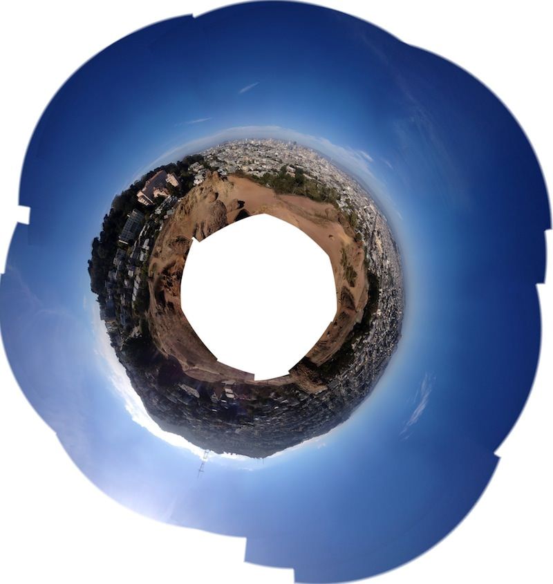 Додаток 360 Panorama також надає можливість отримати стереографической вид «Північний полюс» (див
