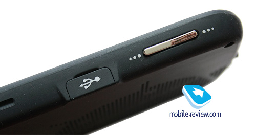 Планшет підтримує USB-Hub, так що до нього можна підключать зовнішні накопичувачі, флешки і жорсткі диски
