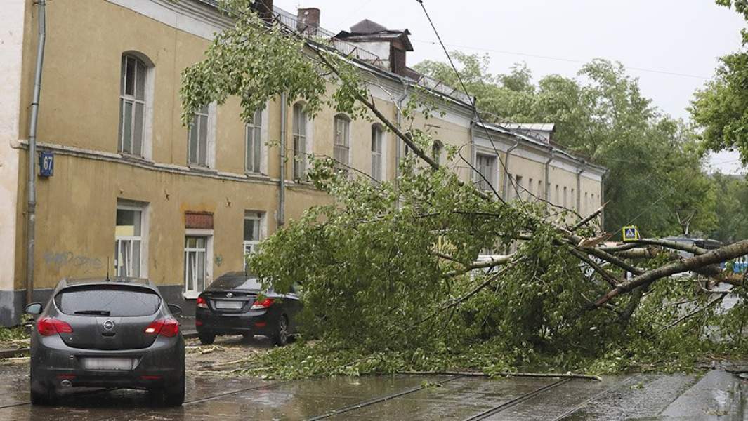 Це більше, ніж під час московського червневого шторму 1998 року - тоді загинули 11 людей