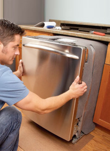 Монтаж посудомийної машини може бути повним (під ключ) або частковим