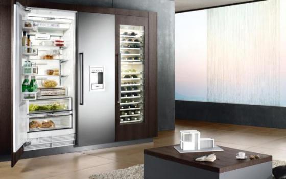 Сучасний ринок пропонує холодильники з трьома способами розміщення морозильної камери