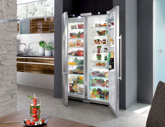 Сьогодні ми розповімо про холодильниках практично все: якими вони бувають, скільки споживають енергії, якими функціями володіють і які в них існують системи розморожування