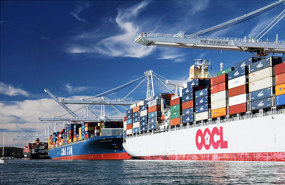 Найбільш вичерпну і сучасну характеристику мультімодельних контейнерних перевезень пропонує визнаний фахівець у цій сфері - Е